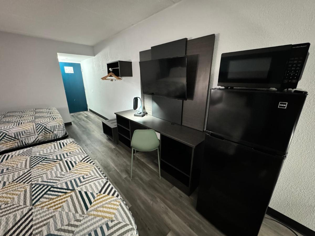 Studio 6 Suites East Syracuse Airport Buitenkant foto