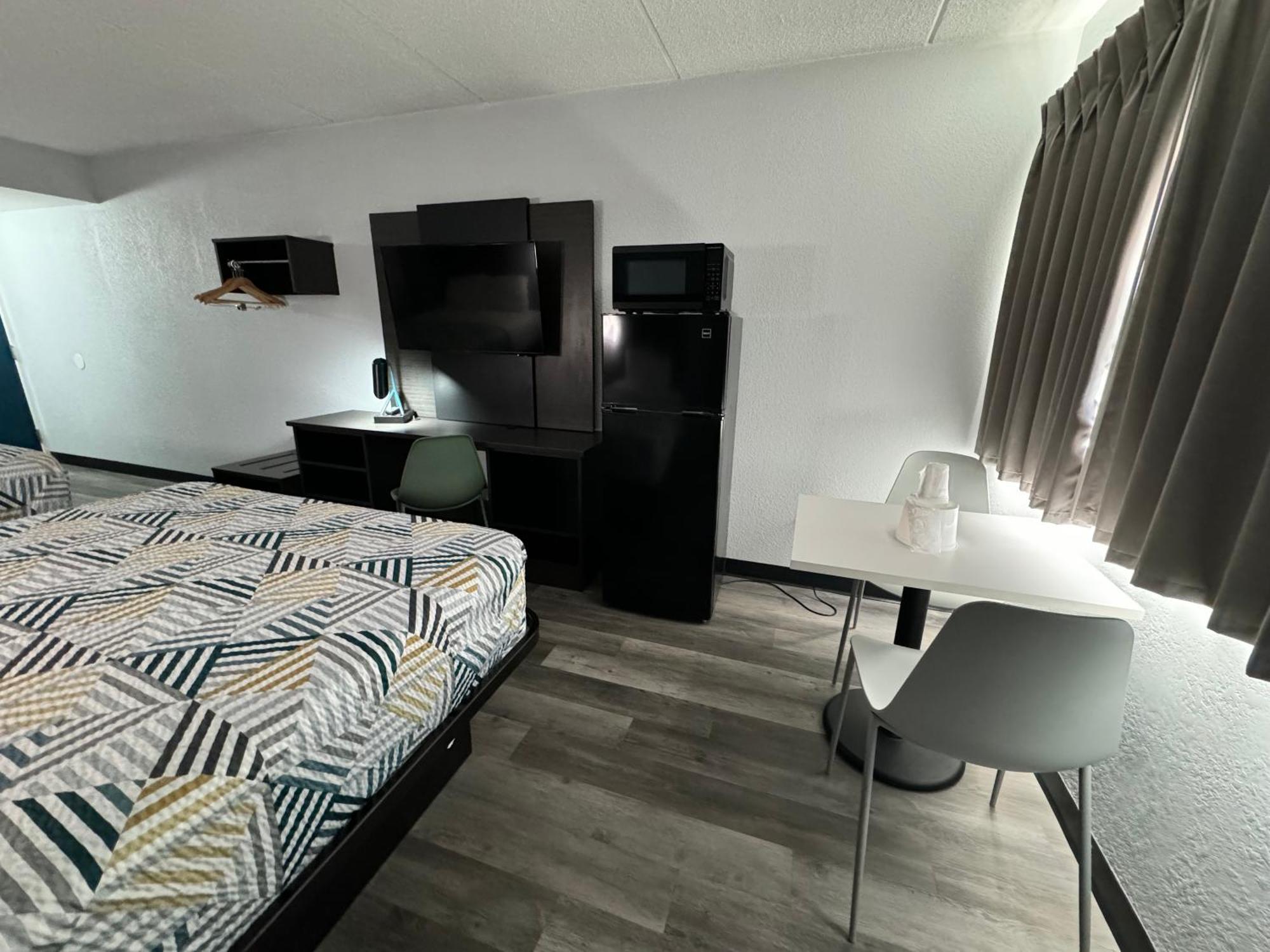 Studio 6 Suites East Syracuse Airport Buitenkant foto